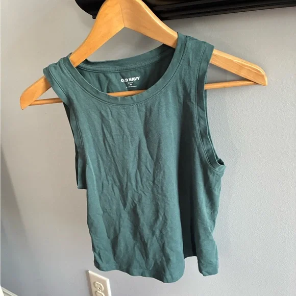 Lot of 7 women’s shirts - Old Navy, Universal Thread - Picture 14 of 14